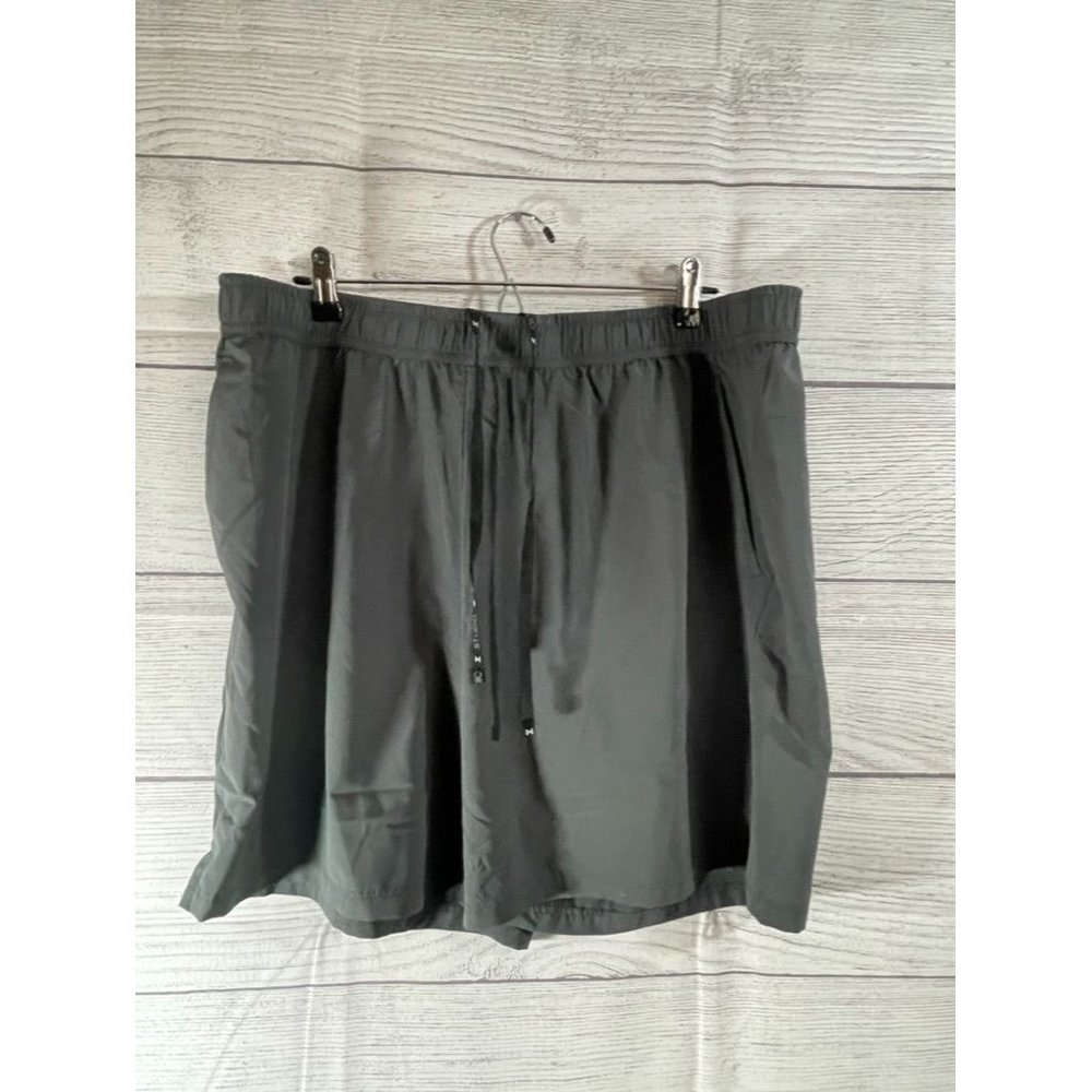 Xersion Studio - Men's XL Gray Athletic Shorts 8" Inseam